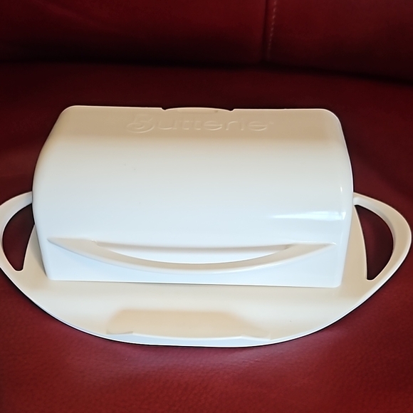 Kitchen concepts, White Butter Dish - Picture 5 of 7